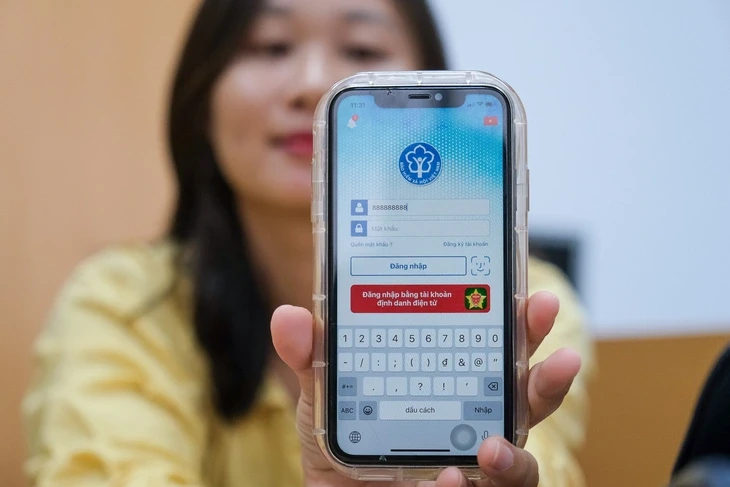 Kể từ 15/8, dùng thẻ BHYT theo cách này sẽ bị phạt đến 5 triệu đồng- Ảnh 1.