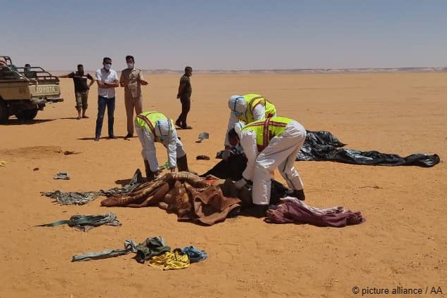 Hàng nghìn người di cư liều mình vượt sa mạc Sahara tìm đường sang châu Âu- Ảnh 2.