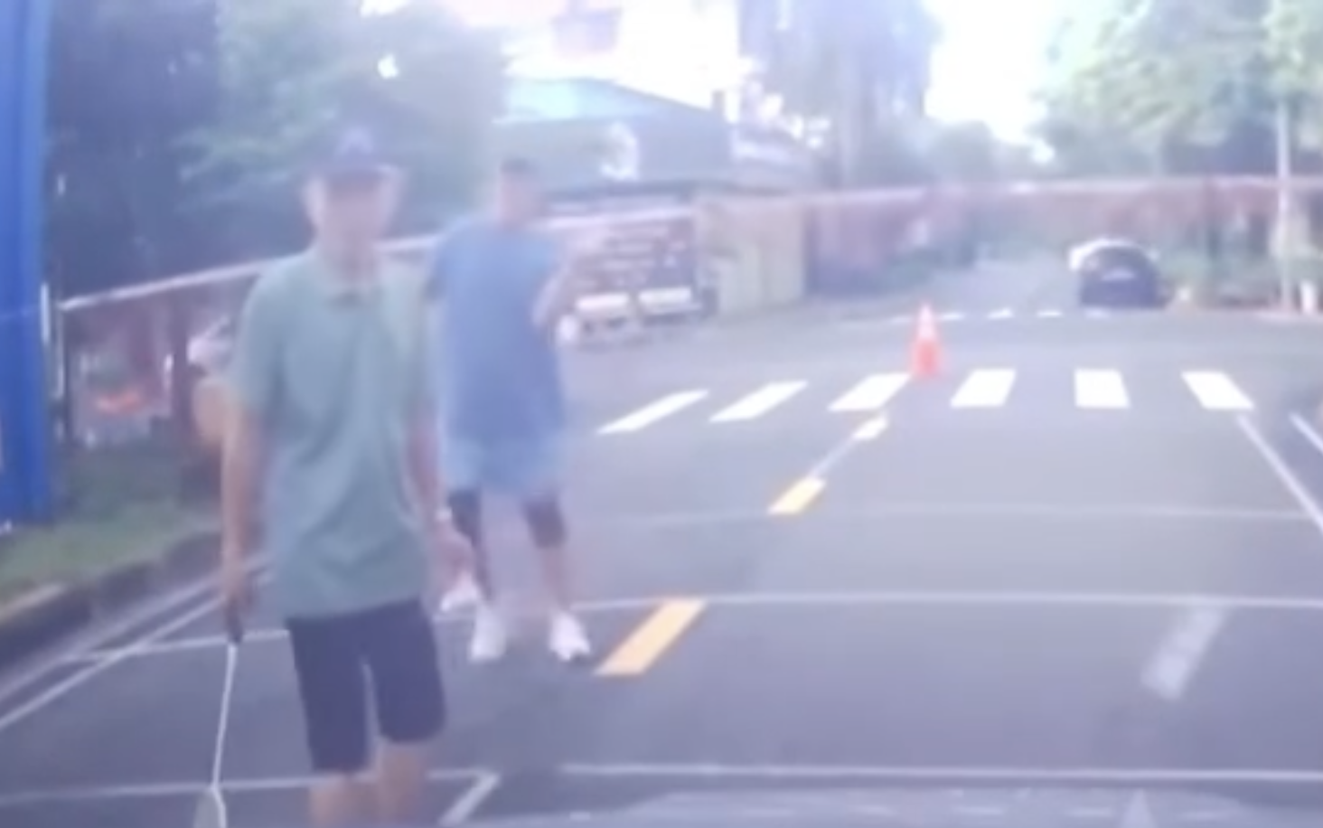 Vụ giăng lưới đánh cầu lông giữa đường: "Khu dân cư Văn Minh mà không văn minh!"- Ảnh 1.