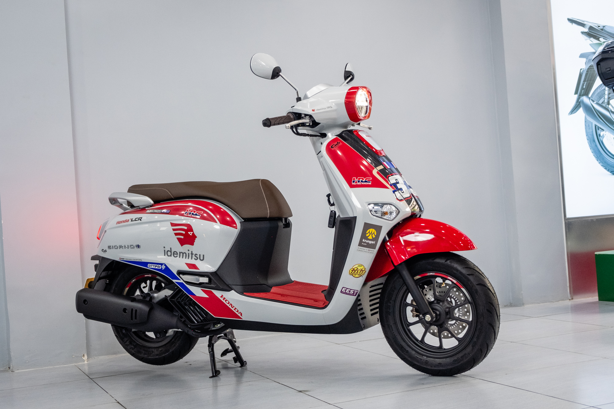 'Cận cảnh' hàng hiếm Honda Giorno+ SC35 ThaiGP đầu tiên về Việt Nam, giới hạn 99 chiếc trên toàn thế giới, giá có thể cả trăm triệu- Ảnh 1.