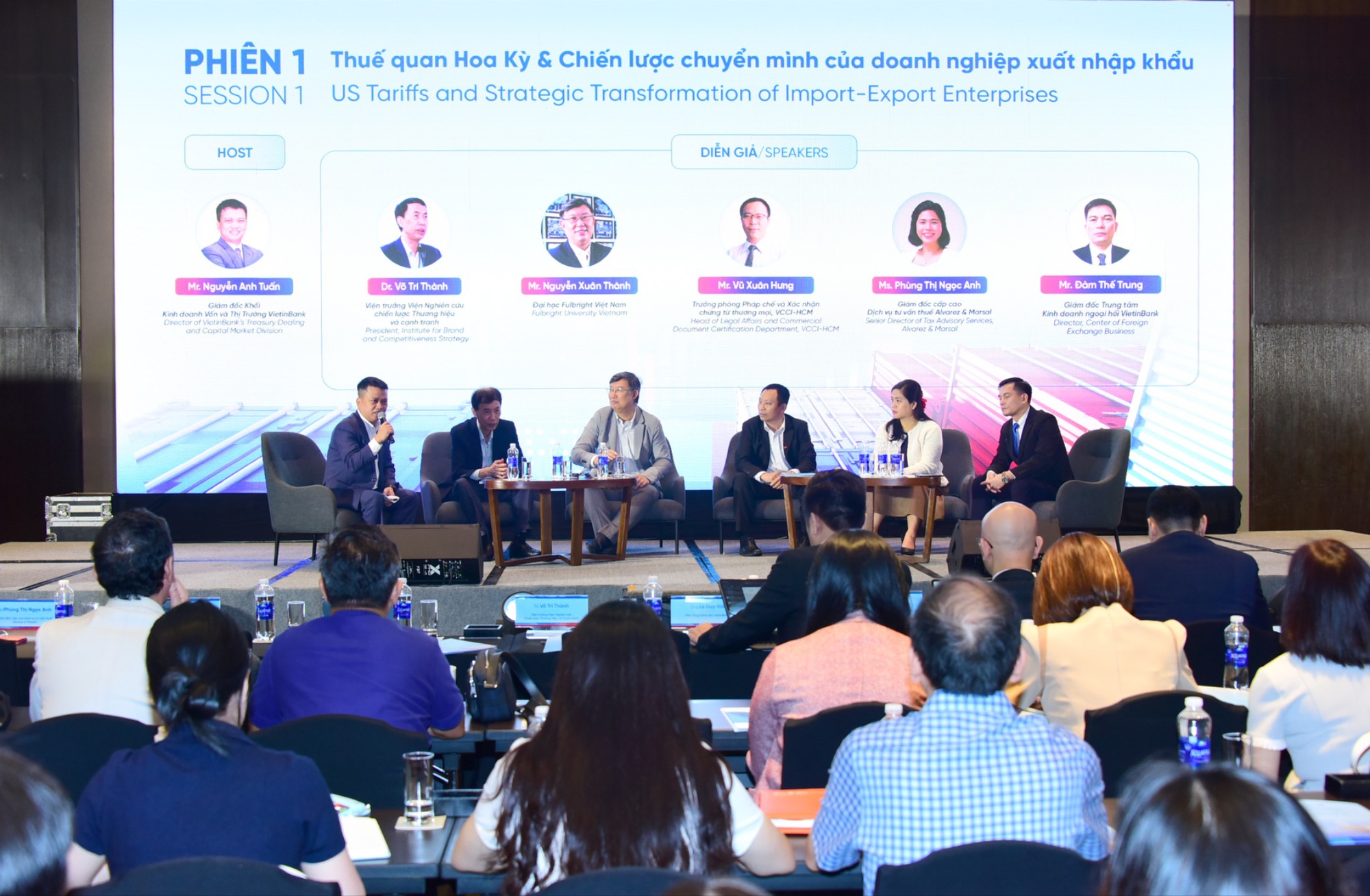 Diễn đàn Xuất nhập khẩu 2025: Gợi mở chiến lược – Đồng hành cùng doanh nghiệp- Ảnh 1.
