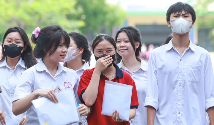 Hôm nay 20/8, các trường bắt đầu công bố điểm chuẩn đại học 2025- Ảnh 1.