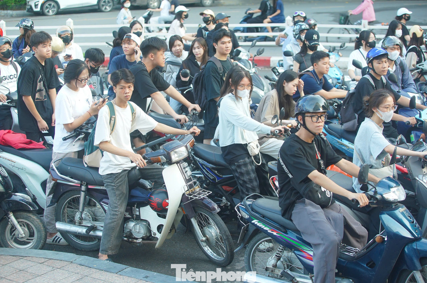 Cảnh tượng chưa từng có ở Nhà hát Lớn Hà Nội lúc 3h sáng- Ảnh 18.