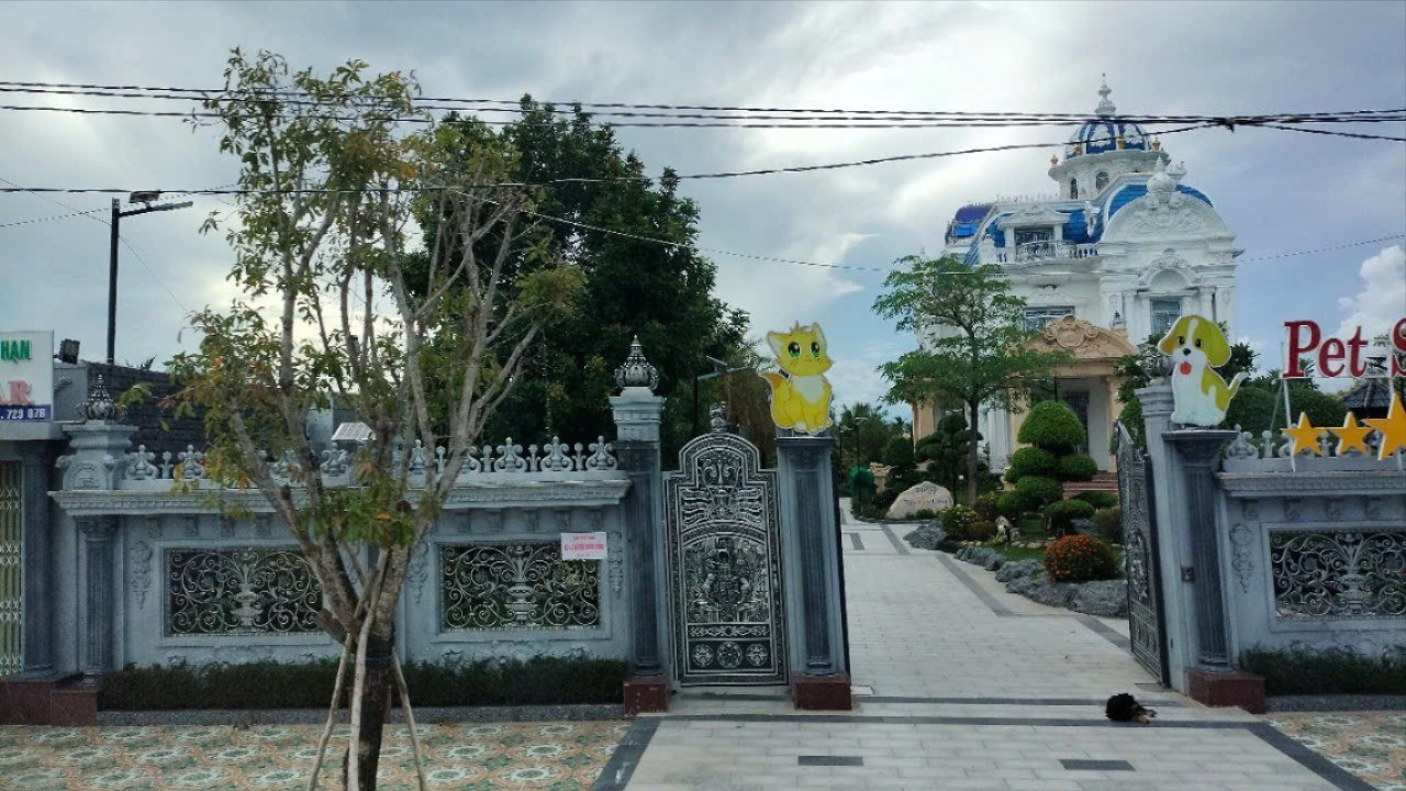 Thuế phong tỏa tài khoản chủ 'tòa nhà đẹp nhất Cà Mau'- Ảnh 1.
