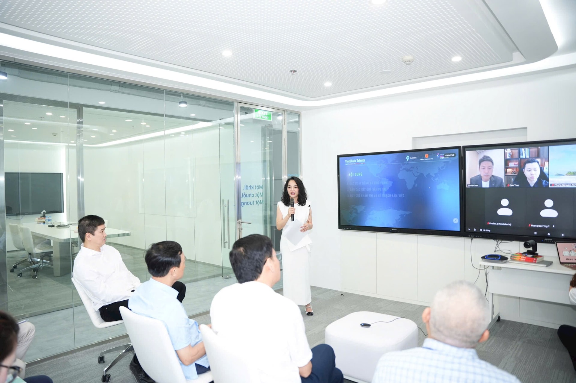 Lộ diện 16 bài thi xuất sắc tranh giải 3,5 tỷ đồng tại VietChain Talents- Ảnh 3. Lộ diện 16 bài thi xuất sắc tranh giải 3,5 tỷ đồng tại VietChain Talents- Ảnh 3.