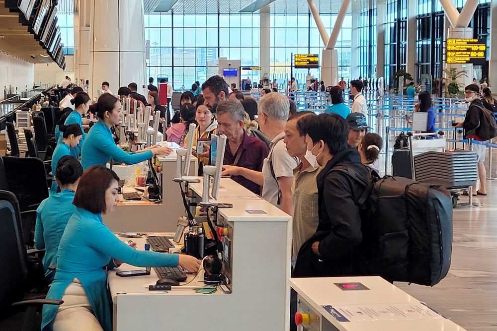 Đi lại dịp lễ 2-9 nóng lên từng ngày- Ảnh 1. Đi lại dịp lễ 2-9 nóng lên từng ngày- Ảnh 1.