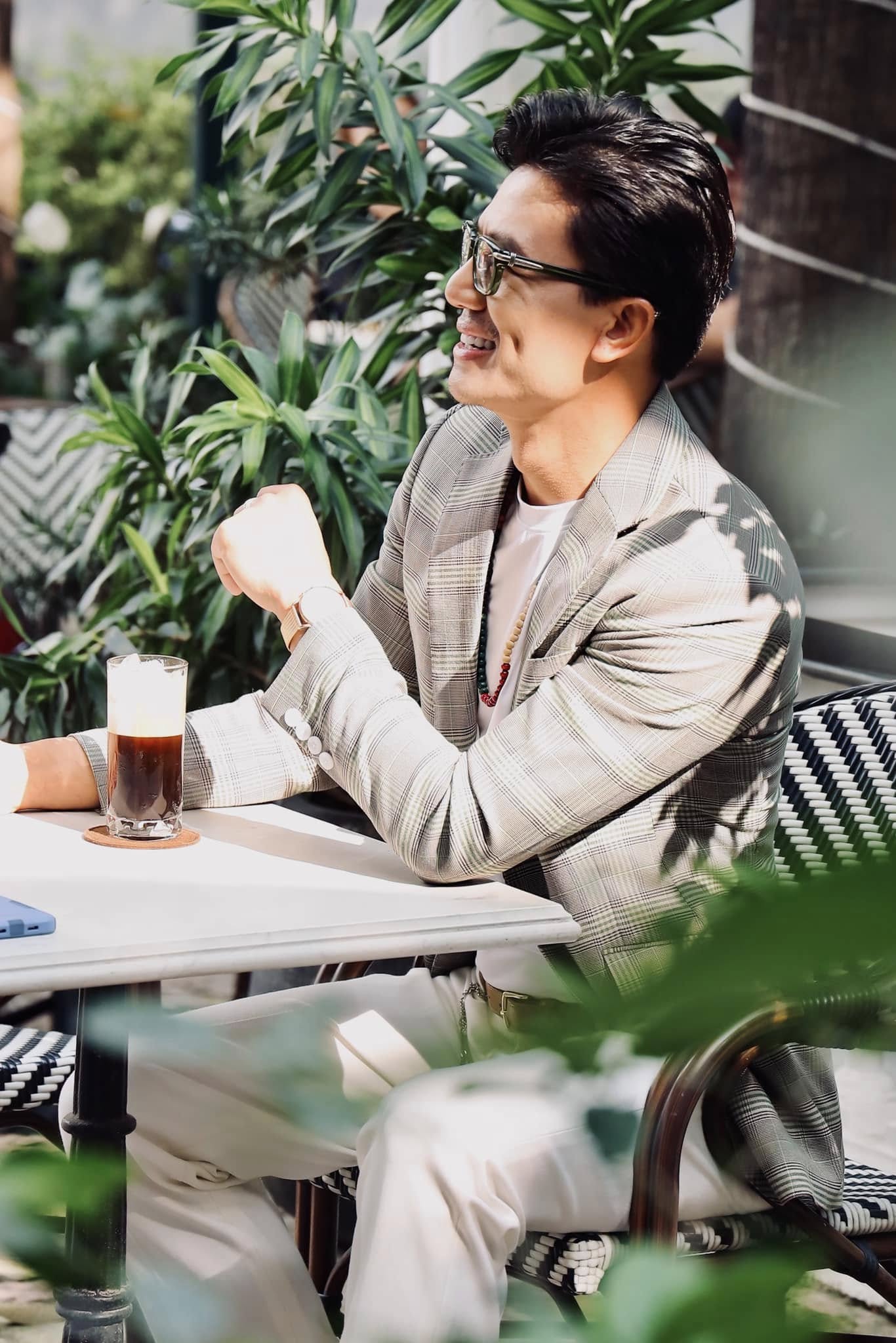 “Nam thần màn ảnh Việt” mở nhà hàng nhưng doanh thu… bằng 0, gồng gánh thua lỗ vài tỷ vì 1 lý do- Ảnh 2.