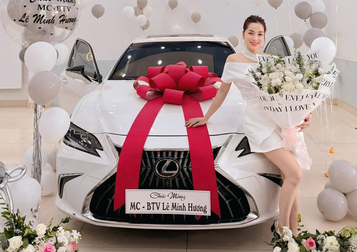 Nữ chính 'Nhật ký Vàng Anh' giờ là Đại úy công an, kín tiếng đời tư ở tuổi 40- Ảnh 4. Nữ chính 'Nhật ký Vàng Anh' giờ là Đại úy công an, kín tiếng đời tư ở tuổi 40- Ảnh 4.