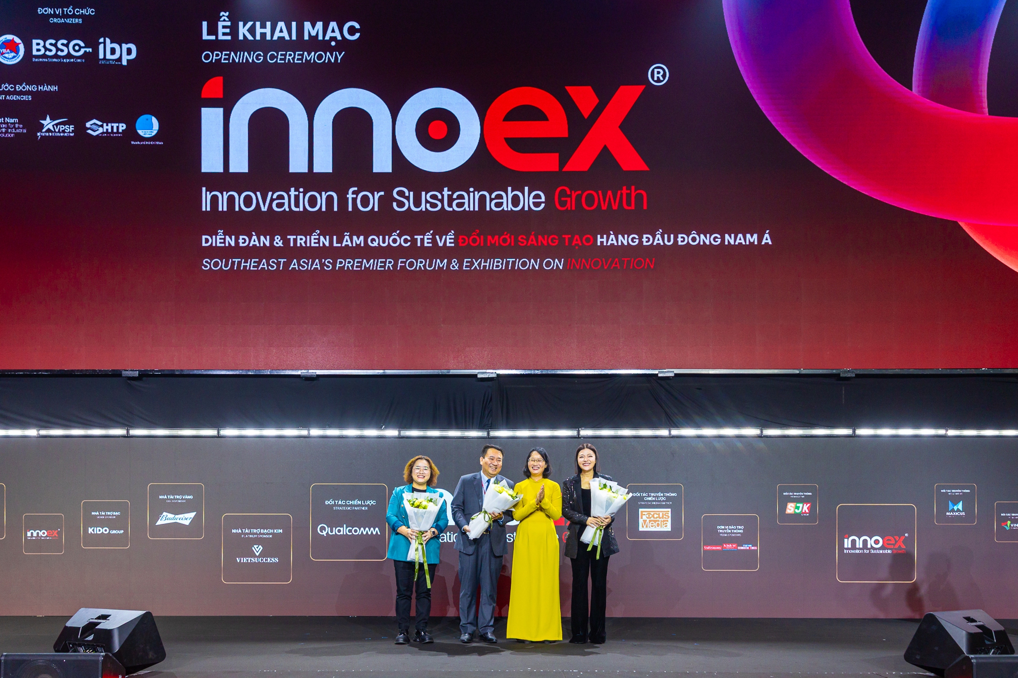 InnoEx 2025 khai mạc, quy tụ cộng đồng đổi mới sáng tạo toàn cầu- Ảnh 1.