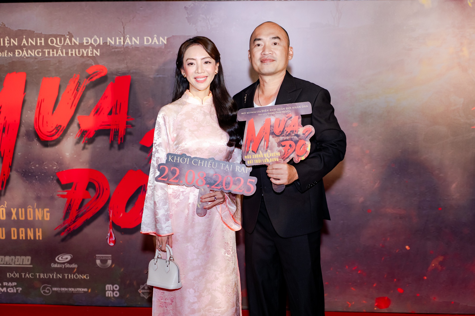 Thảm đỏ hot nhất hôm nay: Hứa Vĩ Văn U50 vẫn lấn át hội nam thần, 1 nàng thơ đẹp quá mức thách thức mọi filter- Ảnh 14.