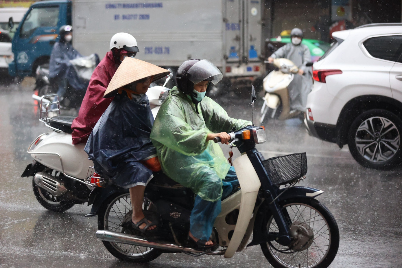 Vùng núi Bắc Bộ tiếp tục mưa rất lớn- Ảnh 1.