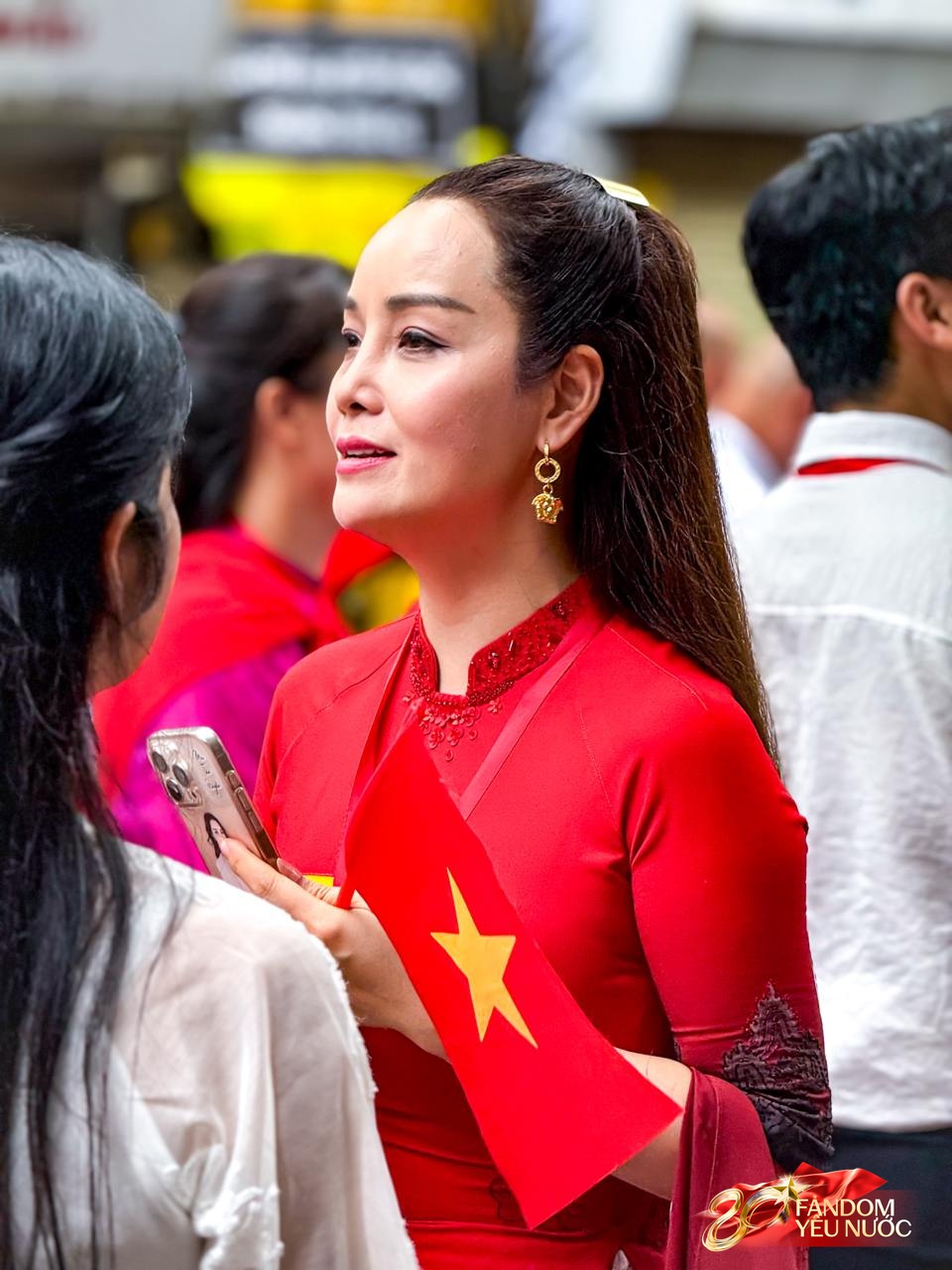 Full bộ hình dàn sao tổng hợp luyện diễu hành tại Ba Đình: Mỹ nam Vbiz nổi bần bật giữa phố, NSND Lê Khanh - Lan Hương diện áo dài đầy tự hào!- Ảnh 1.