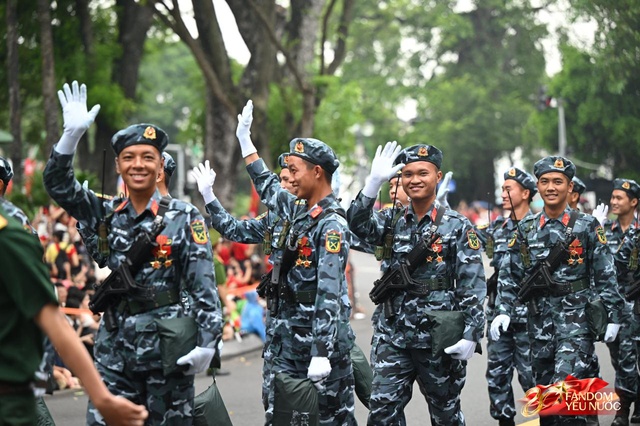 Tổng hợp luyện diễu binh diễu hành lần 1: Tất cả đã sẵn sàng!- Ảnh 35. Tổng hợp luyện diễu binh diễu hành lần 1: Tất cả đã sẵn sàng!- Ảnh 35.