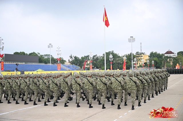 Tổng hợp luyện diễu binh diễu hành lần 1: Tất cả đã sẵn sàng!- Ảnh 42. Tổng hợp luyện diễu binh diễu hành lần 1: Tất cả đã sẵn sàng!- Ảnh 42.
