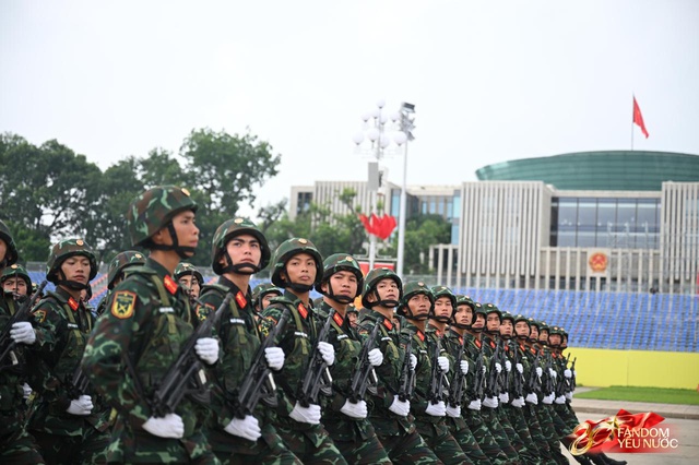 Tổng hợp luyện diễu binh diễu hành lần 1: Tất cả đã sẵn sàng!- Ảnh 44. Tổng hợp luyện diễu binh diễu hành lần 1: Tất cả đã sẵn sàng!- Ảnh 44.