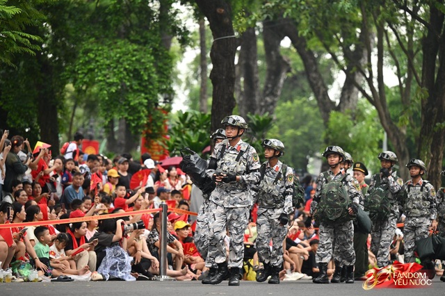 Tổng hợp luyện diễu binh diễu hành lần 1: Tất cả đã sẵn sàng!- Ảnh 34. Tổng hợp luyện diễu binh diễu hành lần 1: Tất cả đã sẵn sàng!- Ảnh 34.