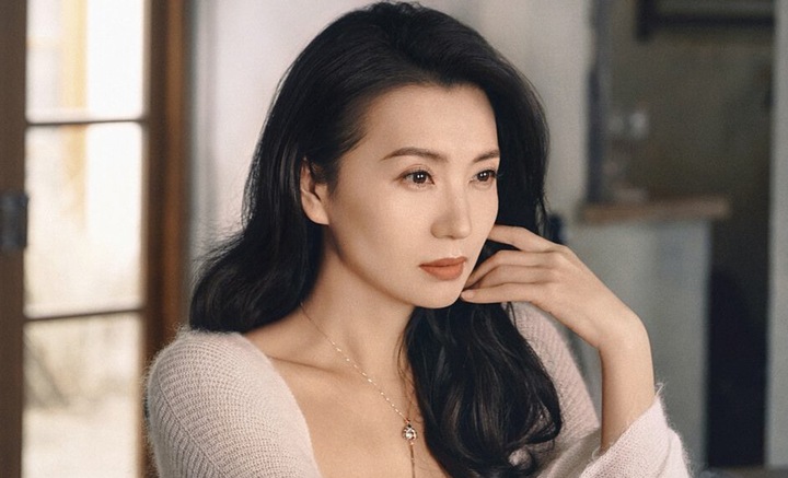 Mỹ nhân đẹp nhất 'Thiên long bát bộ' bỏ showbiz cưới đại gia, giờ làm giảng viên- Ảnh 3.