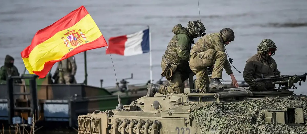 Châu Âu chia rẽ: Ai sẽ gửi quân tới Ukraine, ai sẽ quay lưng, hay 'tất cả đều đang chờ Nga'?- Ảnh 1.