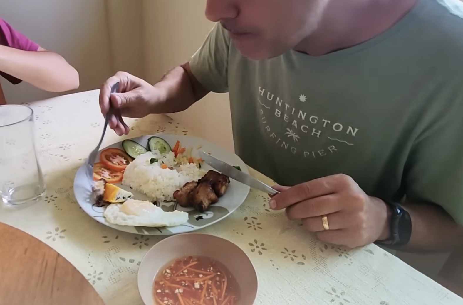 Đại gia đình Brazil thích mê 1 món cơm Việt Nam, vét sạch đĩa vì “ngon không tưởng”- Ảnh 3.