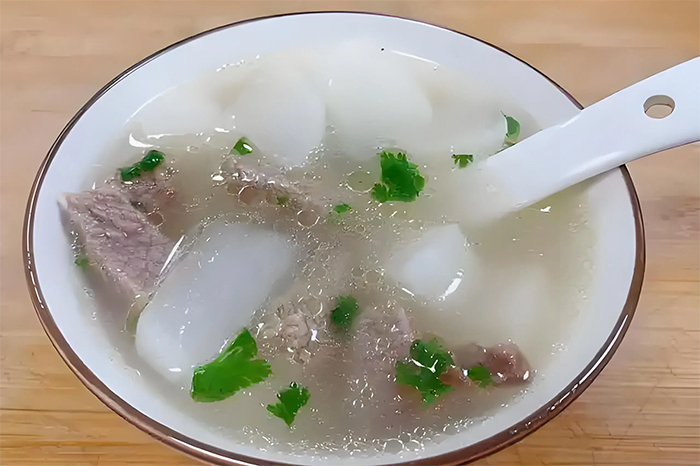 Mùa thu nên ăn thường xuyên 3 món ăn dưỡng phổi để phòng ho, rát cổ- Ảnh 1.