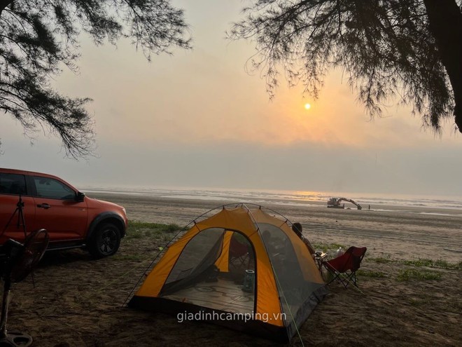 Ngoài Sầm Sơn, Thanh Hóa còn có bãi biển cách đó chỉ 40km, du khách nhận xét: Vắng, sạch hơn nhiều nơi!- Ảnh 7. Ngoài Sầm Sơn, Thanh Hóa còn có bãi biển cách đó chỉ 40km, du khách nhận xét: Vắng, sạch hơn nhiều nơi!- Ảnh 7.