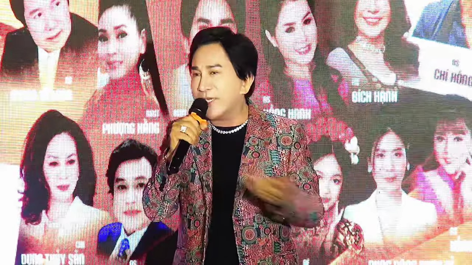 Nam nghệ sĩ bị đột quỵ phải chống gậy, mặt biến dạng, NSƯT Kim Tử Long tuyên bố một điều- Ảnh 1. Nam nghệ sĩ bị đột quỵ phải chống gậy, mặt biến dạng, NSƯT Kim Tử Long tuyên bố một điều- Ảnh 1.