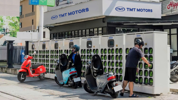 Cuộc đua 'sạc điện nhanh như đổ xăng': Ông Phạm Nhật Vượng vừa gia nhập đã chơi lớn, 1 hãng đã làm từ 2023- Ảnh 3. Cuộc đua 'sạc điện nhanh như đổ xăng': Ông Phạm Nhật Vượng vừa gia nhập đã chơi lớn, 1 hãng đã làm từ 2023- Ảnh 3.