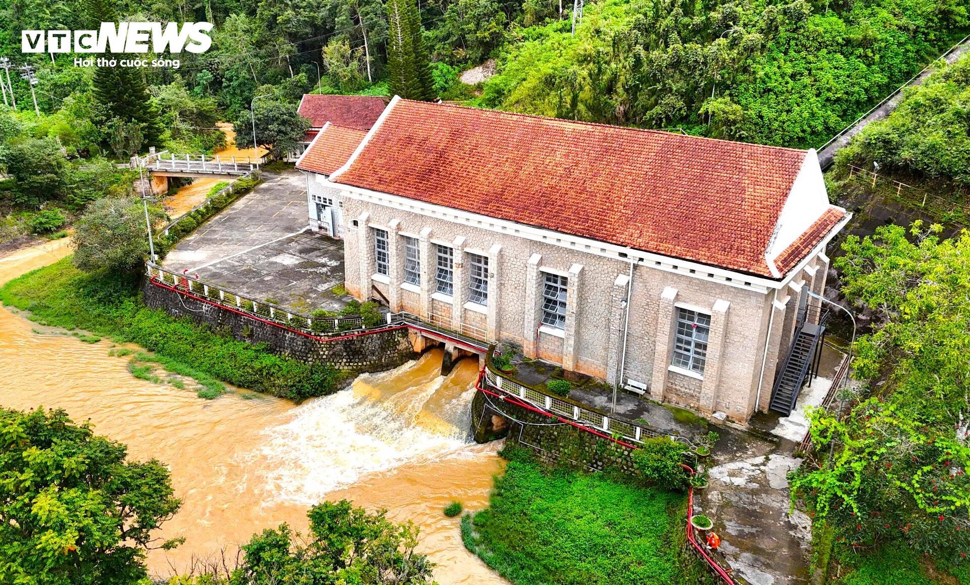 Ngắm thủy điện cổ nhất Việt Nam, nơi giới trẻ đua nhau check-in ở Đà Lạt- Ảnh 1.