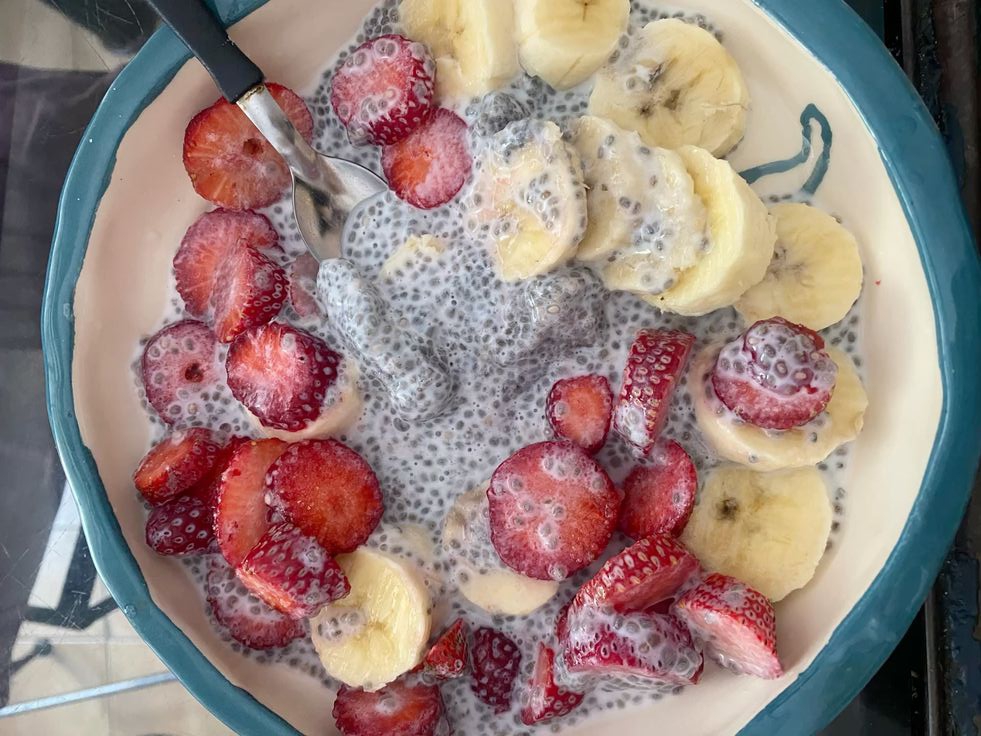 Loại hạt nhỏ hơn con kiến nhưng chứa cả “bầu trời dinh dưỡng”, bổ não, dưỡng tim, giảm cân, chống già: Bạn có đoán ra không?- Ảnh 3.