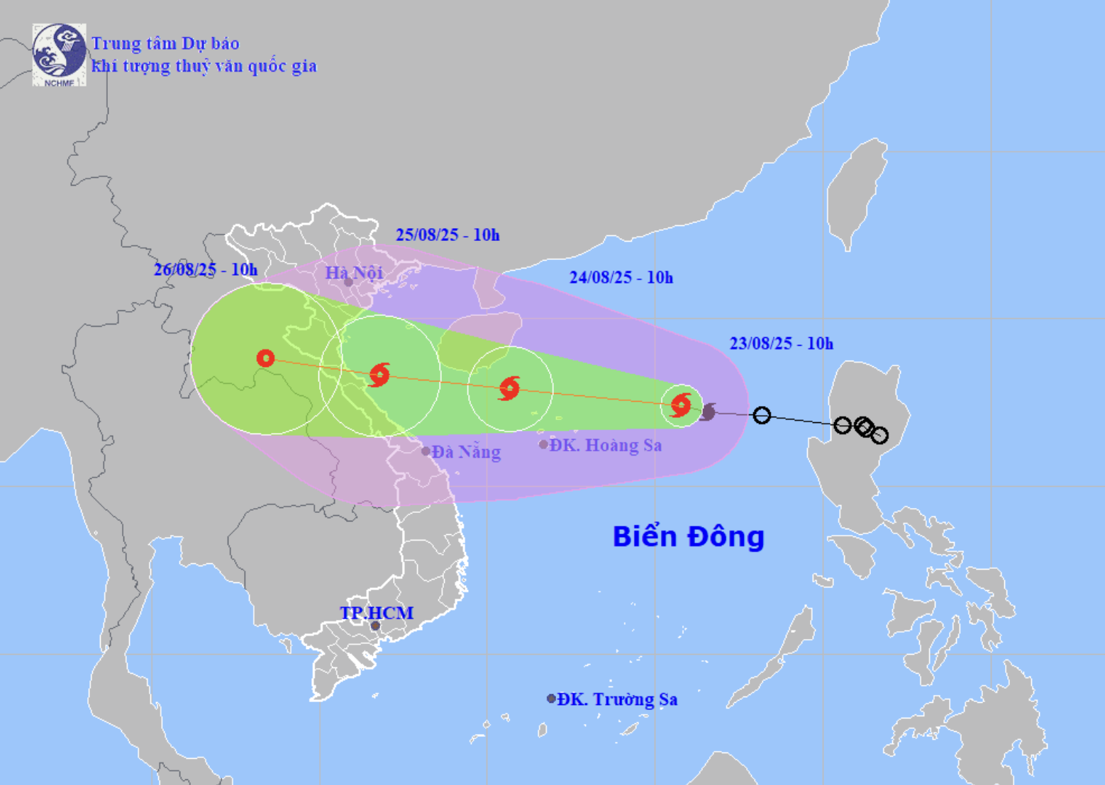 Bão số 5 giật cấp 11 khả năng thành cuồng phong, hướng thẳng vào miền Trung: Các tỉnh thành sau hết sức lưu ý!- Ảnh 1. Bão số 5 giật cấp 11 khả năng thành cuồng phong, hướng thẳng vào miền Trung: Các tỉnh thành sau hết sức lưu ý!- Ảnh 1.