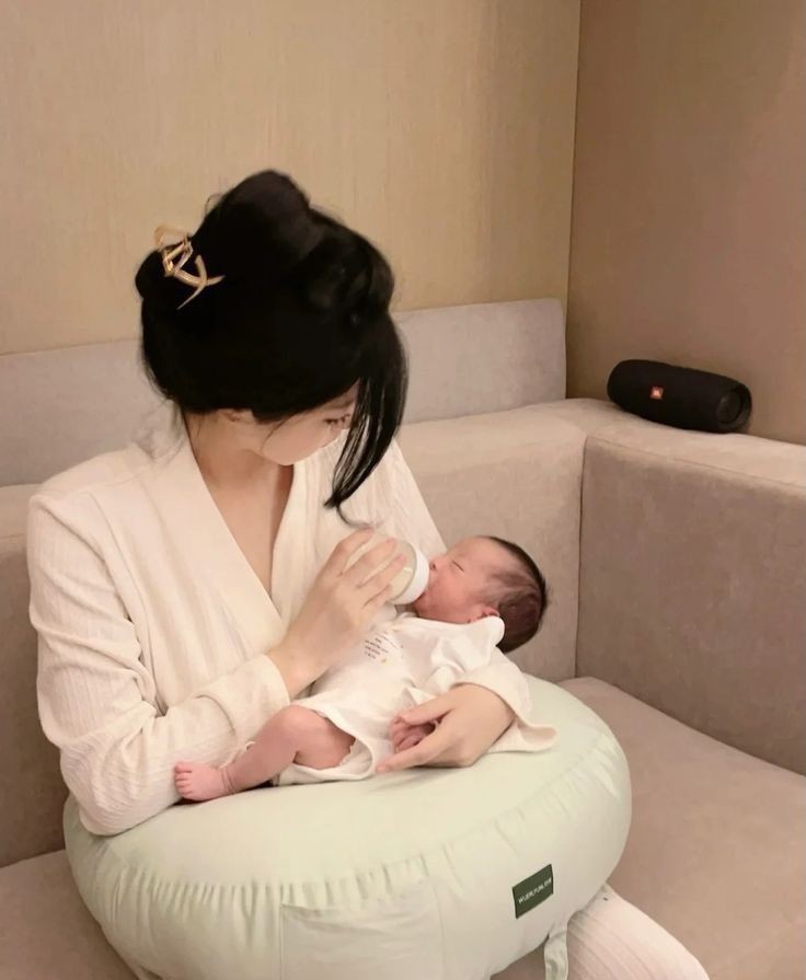 Bảng chi tiêu viết tay của ông bố 21 tuổi khiến nhiều người “mắt tròn mắt dẹt”- Ảnh 3. Bảng chi tiêu viết tay của ông bố 21 tuổi khiến nhiều người “mắt tròn mắt dẹt”- Ảnh 3.