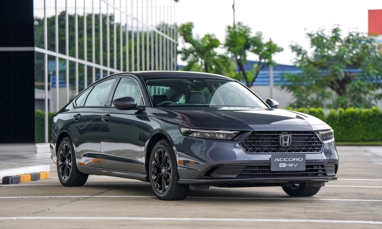 Honda Accord hybrid ra mắt ĐNÁ: Thêm loạt công nghệ trên bản tiêu chuẩn, màn HUD, 207 mã lực, liệu có về Việt Nam tăng sức đấu Camry?- Ảnh 1. Honda Accord hybrid ra mắt ĐNÁ: Thêm loạt công nghệ trên bản tiêu chuẩn, màn HUD, 207 mã lực, liệu có về Việt Nam tăng sức đấu Camry?- Ảnh 1.
