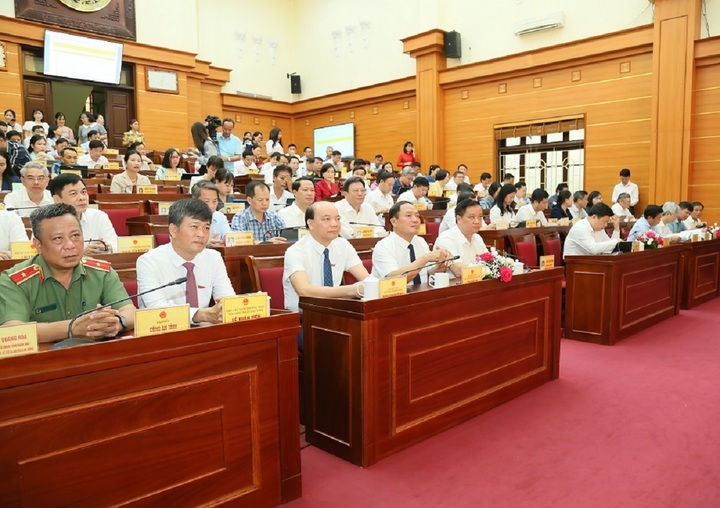 Hơn 3.000 công chức Thái Bình sang Hưng Yên làm việc được hỗ trợ 3 triệu/tháng- Ảnh 2.