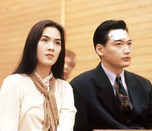 Nữ sinh không biết nghề nghiệp cha mẹ, sau tốt nghiệp phát hiện bí mật mà tá hoả: Gia thế không đùa được!- Ảnh 1. Nữ sinh không biết nghề nghiệp cha mẹ, sau tốt nghiệp phát hiện bí mật mà tá hoả: Gia thế không đùa được!- Ảnh 1.