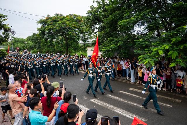 Khi những câu chuyện nhỏ bé cùng tạo nên ngọn lửa lớn mang tên "Tiếp Lửa Tự Hào"- Ảnh 5. Khi những câu chuyện nhỏ bé cùng tạo nên ngọn lửa lớn mang tên "Tiếp Lửa Tự Hào"- Ảnh 5.