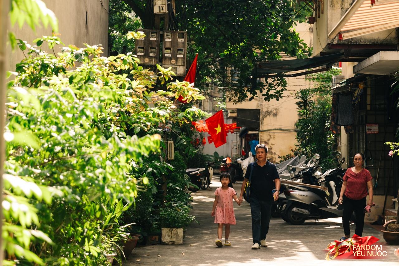 Hà Nội, những ngày đi dưới bóng cờ!- Ảnh 17. Hà Nội, những ngày đi dưới bóng cờ!- Ảnh 17.