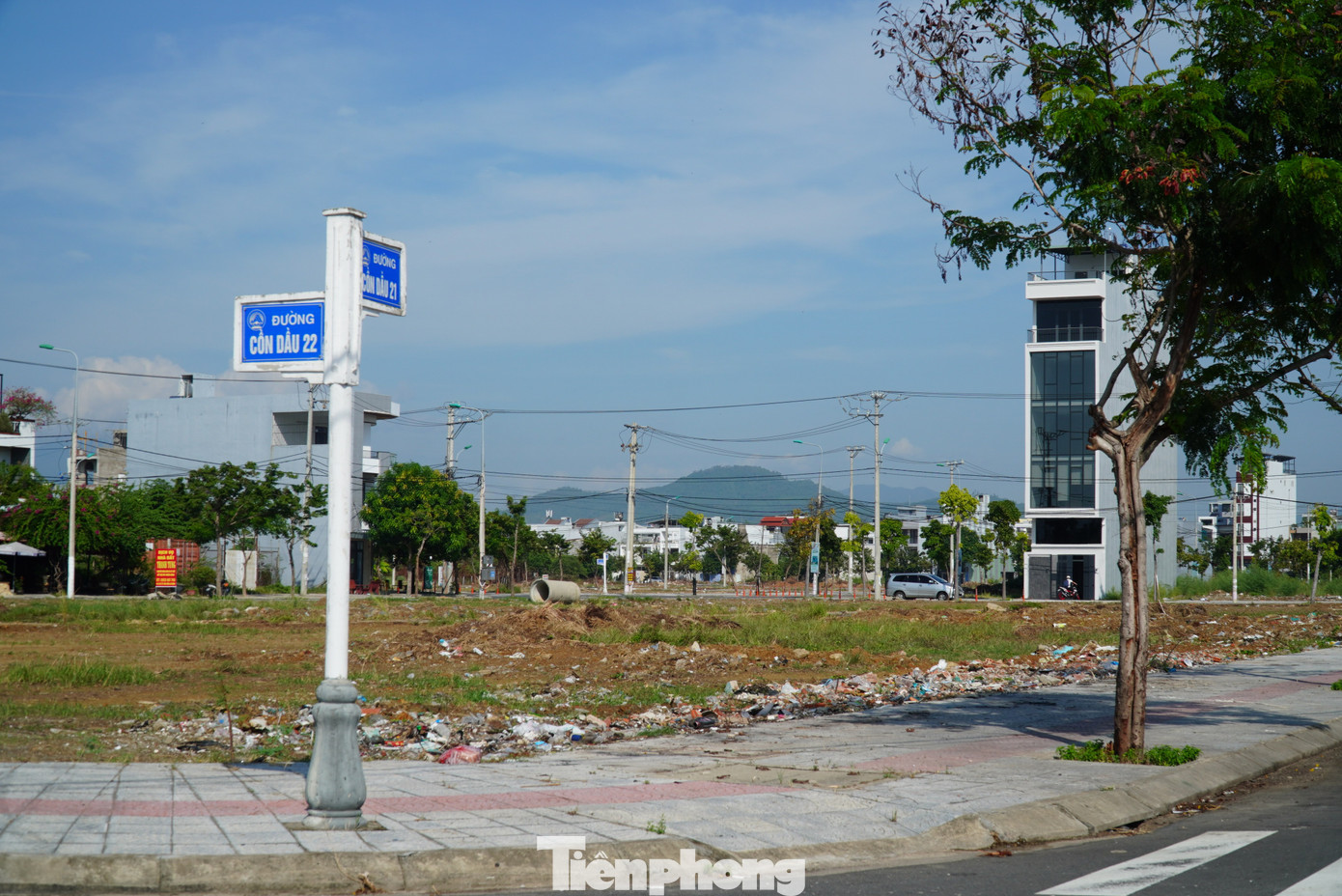 'Cò' nườm nượp, đất Đà Nẵng nhảy giá chóng mặt- Ảnh 9. 'Cò' nườm nượp, đất Đà Nẵng nhảy giá chóng mặt- Ảnh 9.