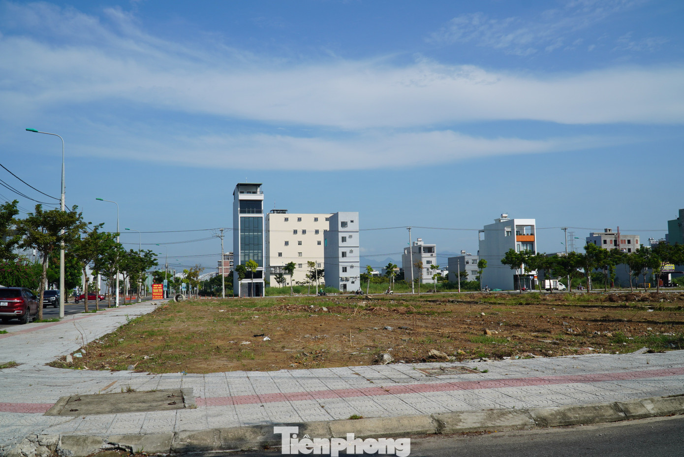 'Cò' nườm nượp, đất Đà Nẵng nhảy giá chóng mặt- Ảnh 10. 'Cò' nườm nượp, đất Đà Nẵng nhảy giá chóng mặt- Ảnh 10.