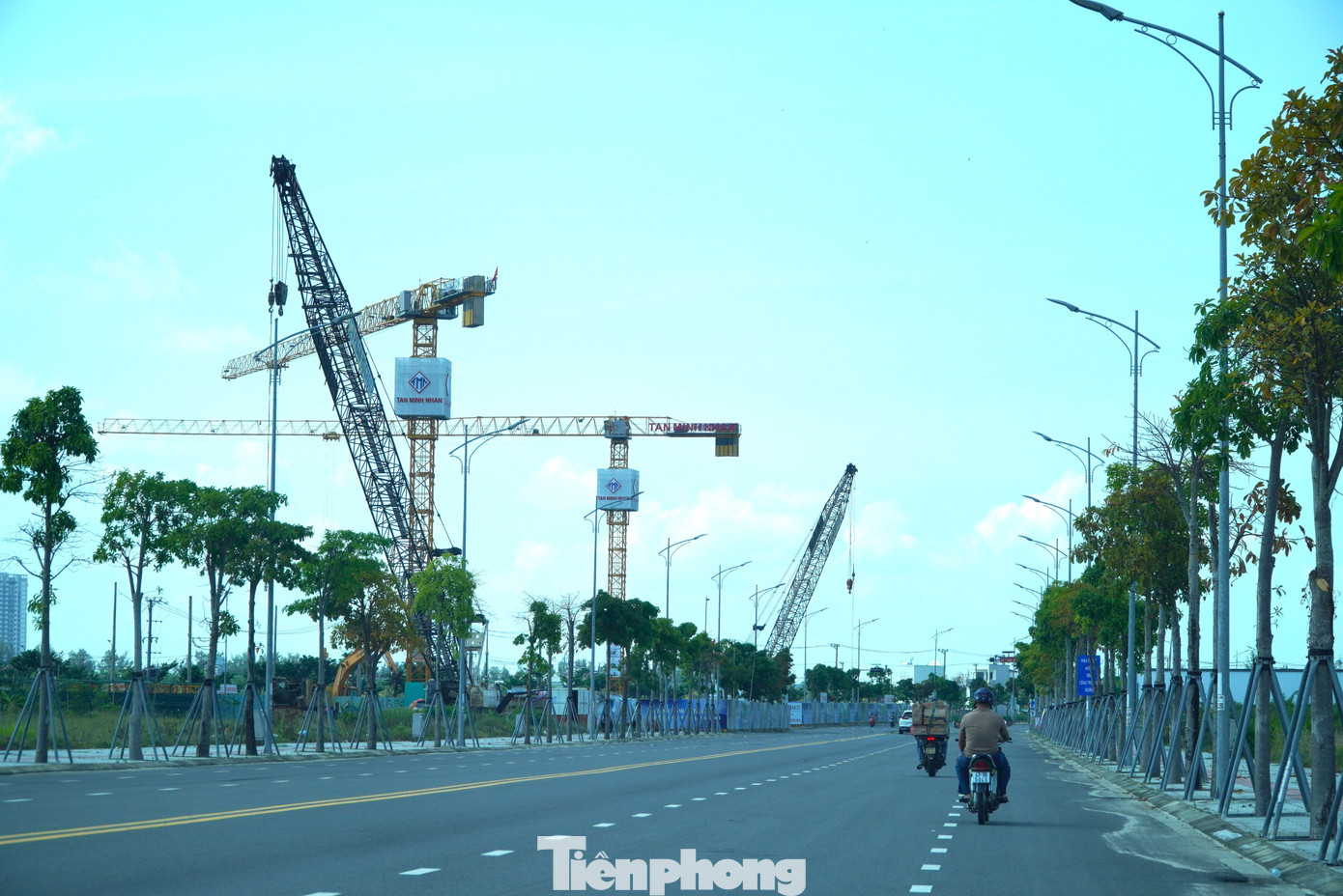 'Cò' nườm nượp, đất Đà Nẵng nhảy giá chóng mặt- Ảnh 7. 'Cò' nườm nượp, đất Đà Nẵng nhảy giá chóng mặt- Ảnh 7.