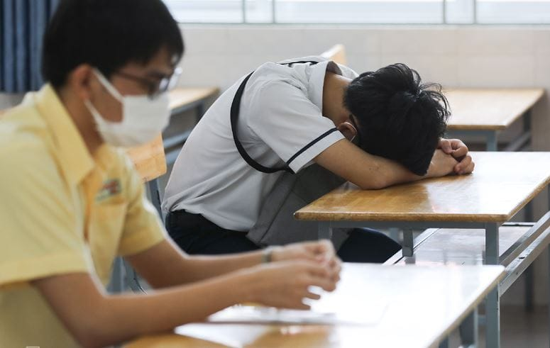 Nữ sinh 26 điểm nhưng vẫn trượt gần hết NV, vớt vát được cơ hội cuối lại bị gia đình cản, sáng hôm sau mâu thuẫn bùng nổ- Ảnh 2. Nữ sinh 26 điểm nhưng vẫn trượt gần hết NV, vớt vát được cơ hội cuối lại bị gia đình cản, sáng hôm sau mâu thuẫn bùng nổ- Ảnh 2.