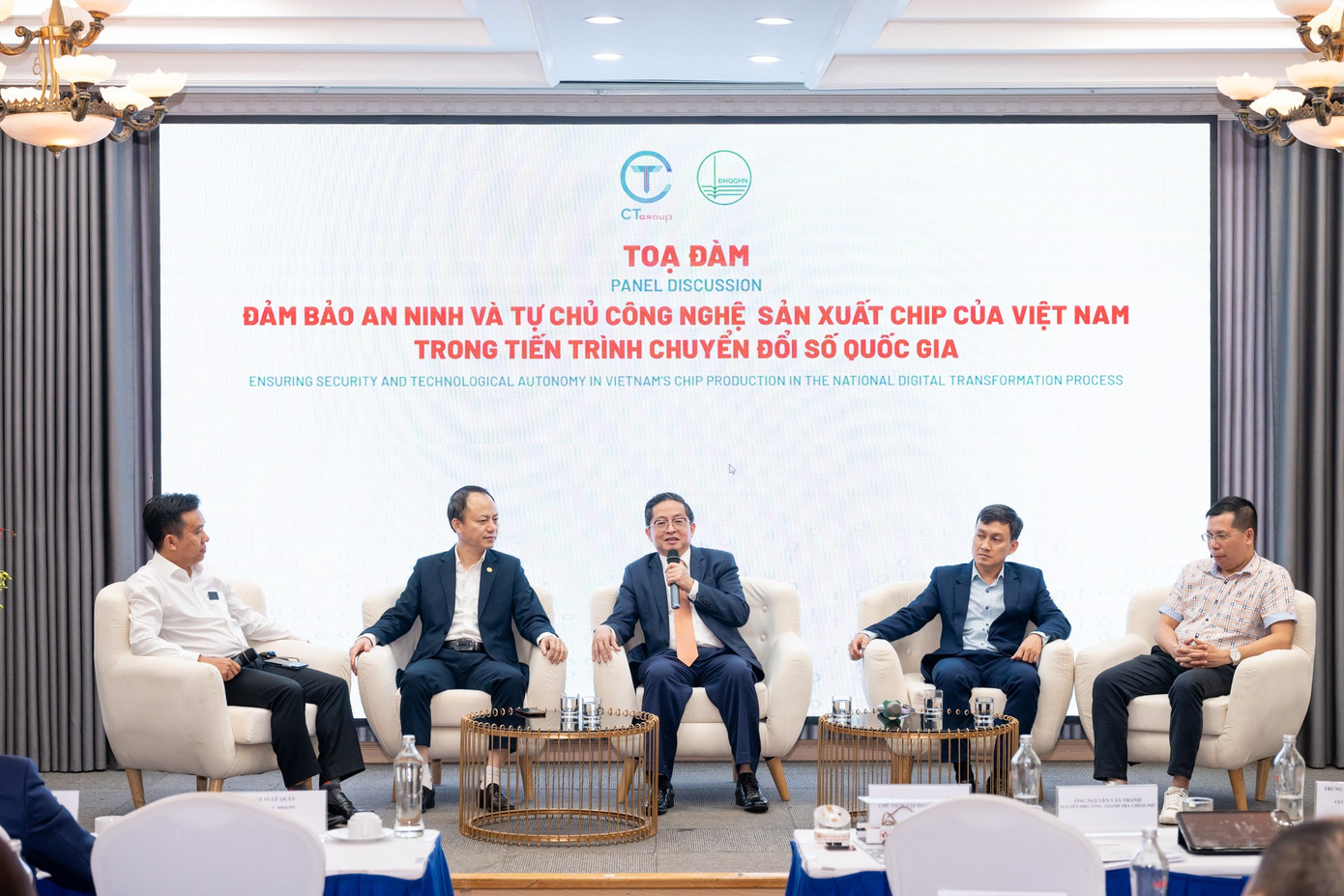 Việt Nam cần sớm tự chủ các sản phẩm chip trọng yếu- Ảnh 1. Việt Nam cần sớm tự chủ các sản phẩm chip trọng yếu- Ảnh 1.