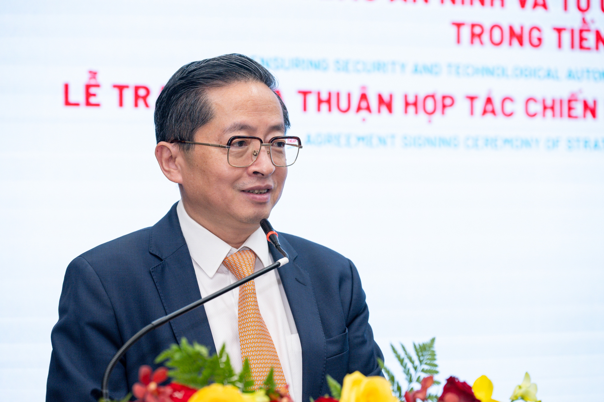 Nhìn từ con chip Căn cước 20 năm không lạc hậu, đây là những "mỏ vàng" của ngành bán dẫn Việt Nam- Ảnh 4.