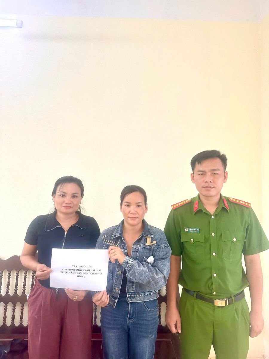 Tài khoản ngân hàng BIDV của công ty nhận được 125 triệu đồng từ tài khoản MB, người phụ nữ báo công an để xác minh- Ảnh 1.