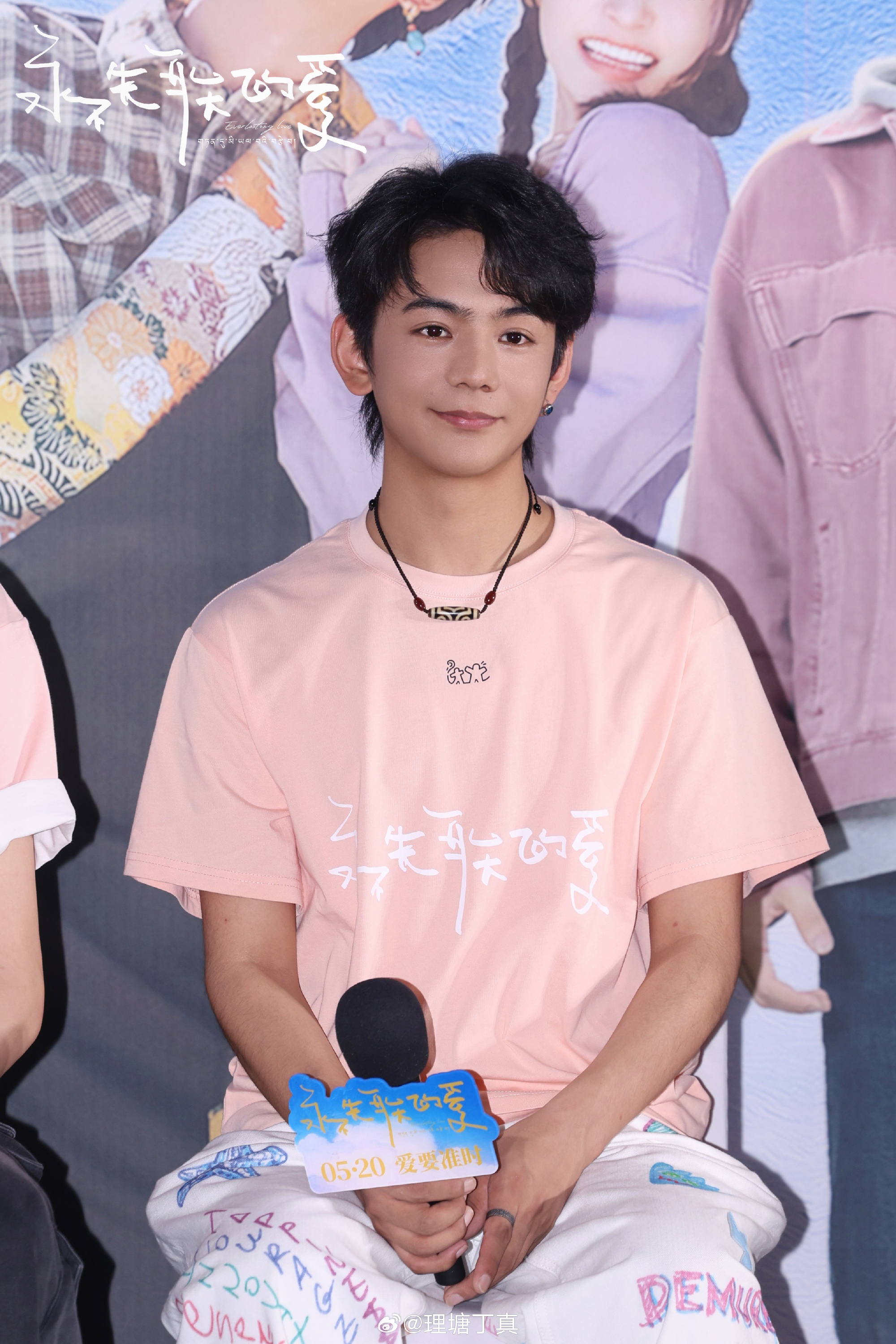 Chàng trai chăn bò bỗng nổi tiếng toàn quốc, vào showbiz đóng phim vì quá đẹp trai giờ ra sao?- Ảnh 4.