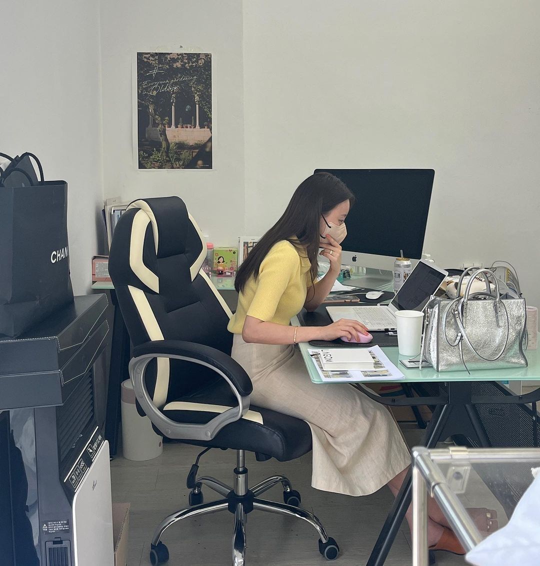 Gấp đôi thu nhập, thăng chức, kiếm thêm việc giữa bão sa thải: Cô gái kiếm 67 triệu đồng/ tháng- Ảnh 1. Gấp đôi thu nhập, thăng chức, kiếm thêm việc giữa bão sa thải: Cô gái kiếm 67 triệu đồng/ tháng- Ảnh 1.