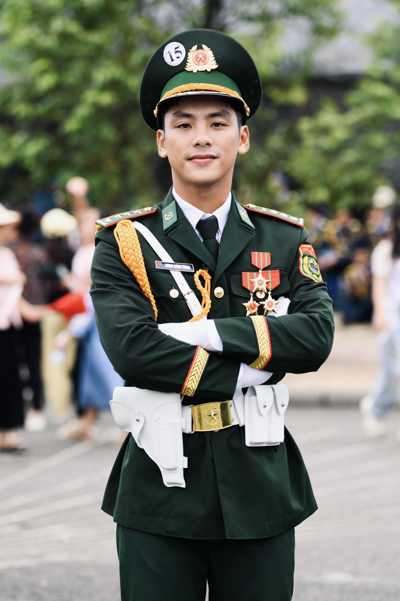 Top 10 quân nhân "không lỗ hổng visual" được cả nước mê ở hiện tại- Ảnh 14. Top 10 quân nhân "không lỗ hổng visual" được cả nước mê ở hiện tại- Ảnh 14.