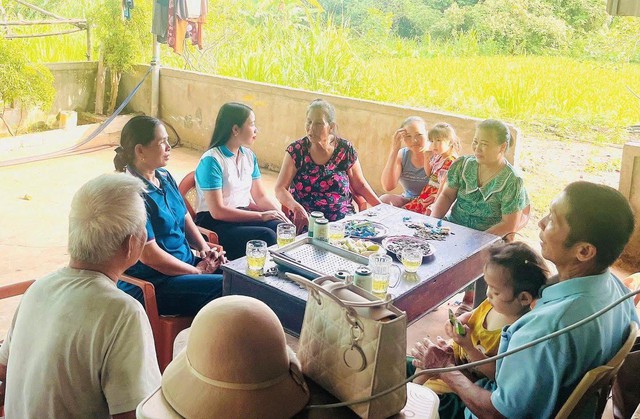 Chuyện người đàn ông cưu mang "vợ nhặt" 11 năm: Ông Ba Minh chia sẻ bất ngờ về người vợ cũ- Ảnh 4. Chuyện người đàn ông cưu mang "vợ nhặt" 11 năm: Ông Ba Minh chia sẻ bất ngờ về người vợ cũ- Ảnh 4.
