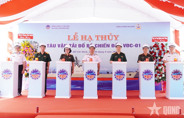 Báo Ba Lan: Việt Nam hạ thủy tàu đổ bộ hiện đại, mang "cuộc sống thứ hai" cho thiết kế của một nước NATO- Ảnh 2. Báo Ba Lan: Việt Nam hạ thủy tàu đổ bộ hiện đại, mang "cuộc sống thứ hai" cho thiết kế của một nước NATO- Ảnh 2.