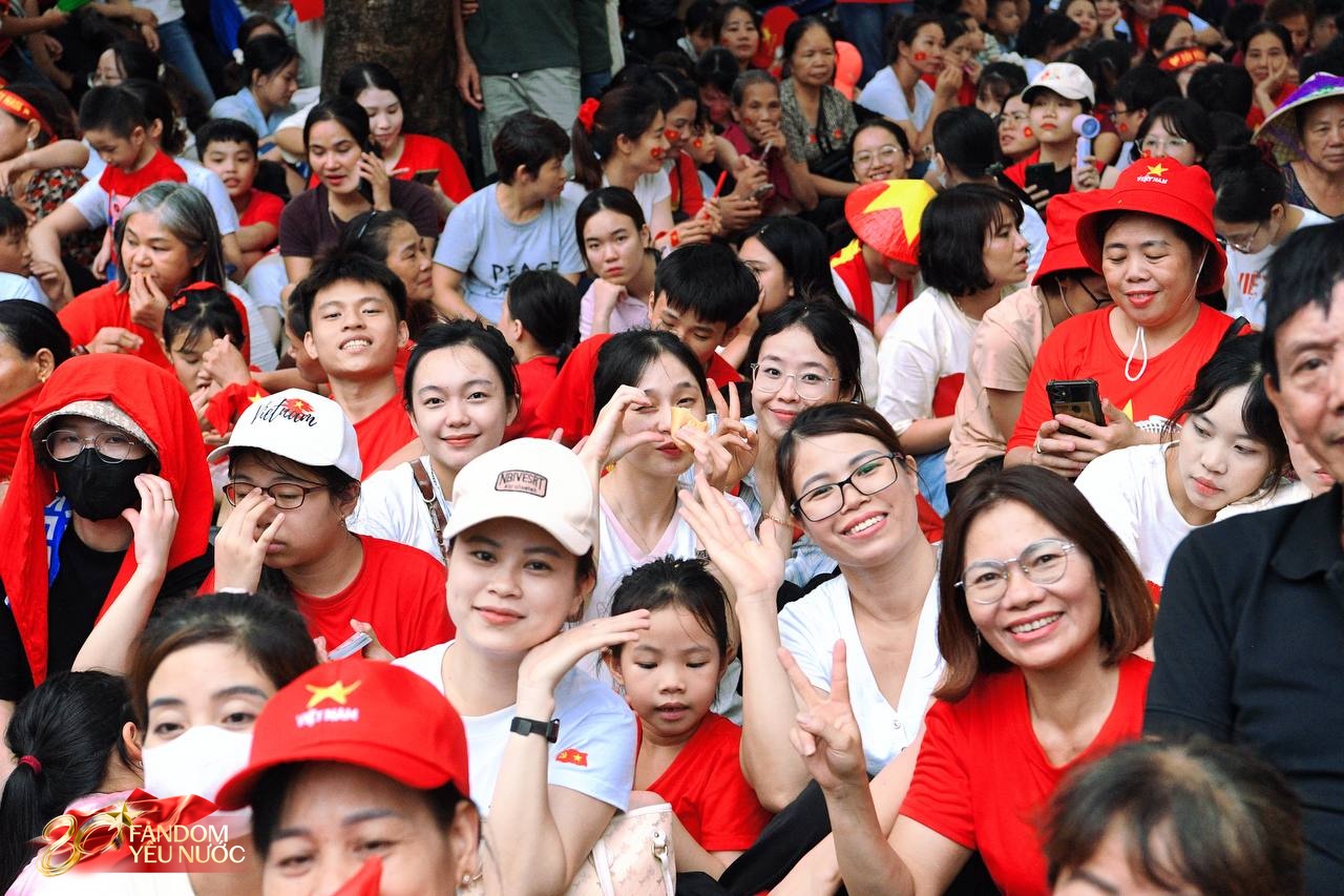 Hà Nội lúc này, đông kỷ lục!- Ảnh 15.