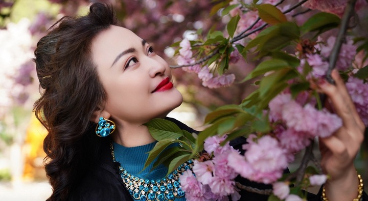 Cuộc sống tuổi U60 bên chồng tỷ phú của mỹ nhân gợi cảm nhất 'Thiên long bát bộ'- Ảnh 4. Cuộc sống tuổi U60 bên chồng tỷ phú của mỹ nhân gợi cảm nhất 'Thiên long bát bộ'- Ảnh 4.
